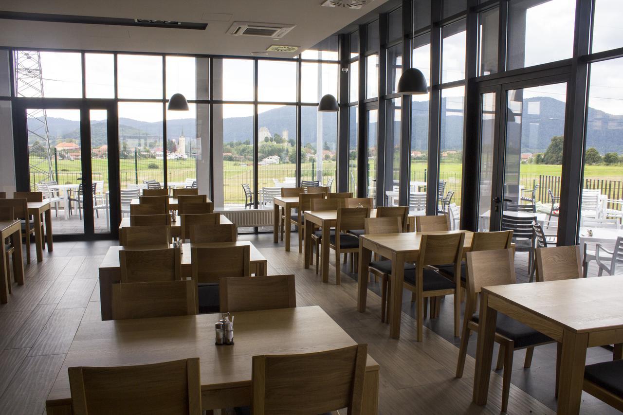 Hotel Lika Sjever Brinje Esterno foto